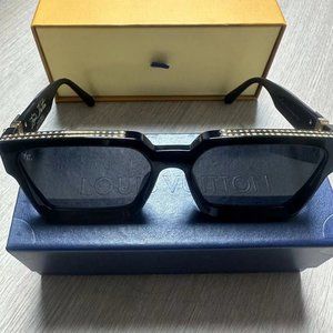 Louis Vuitton MILLIONAIRES sunglasses, unisex, second-hand